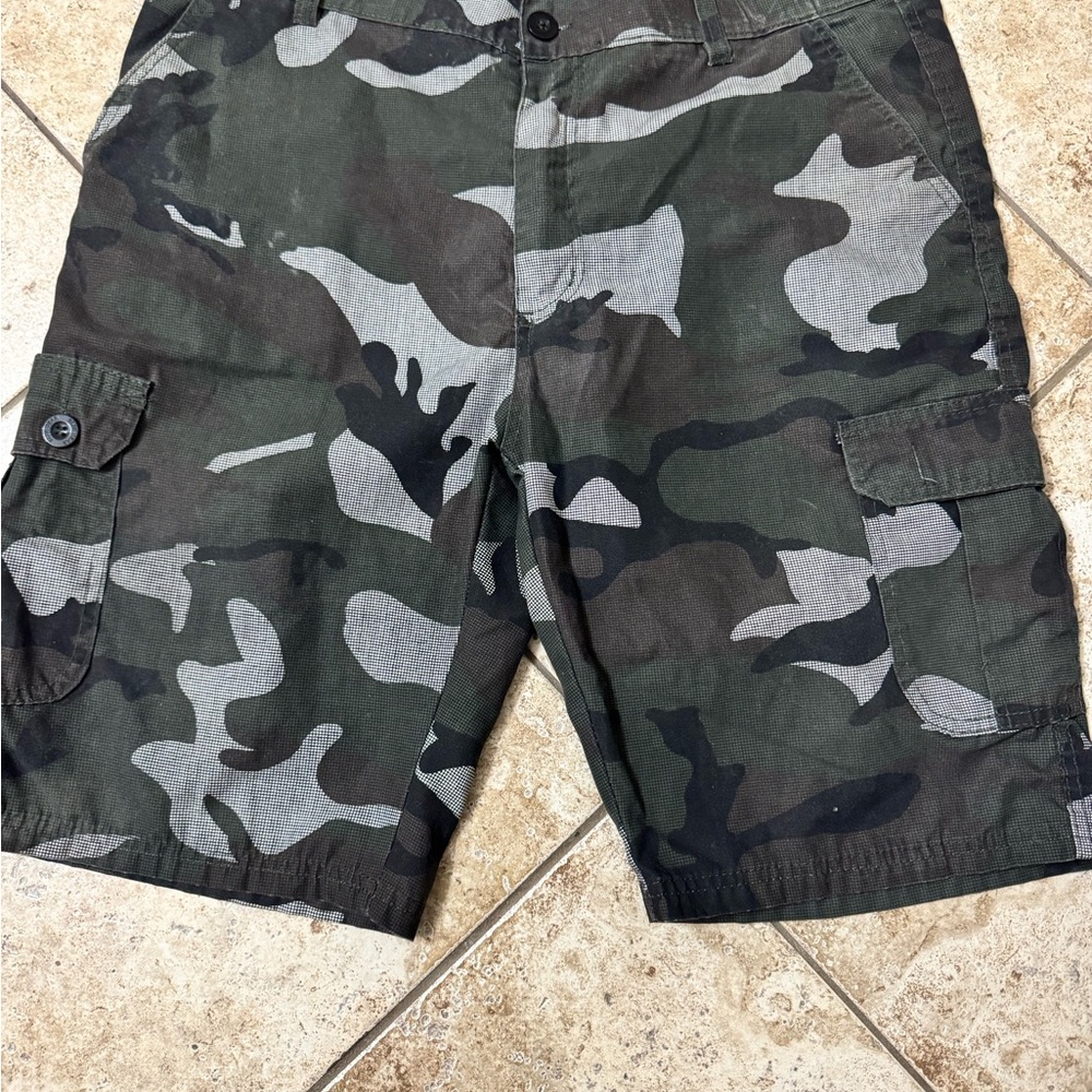 Camouflage Cargo Men Shorts
